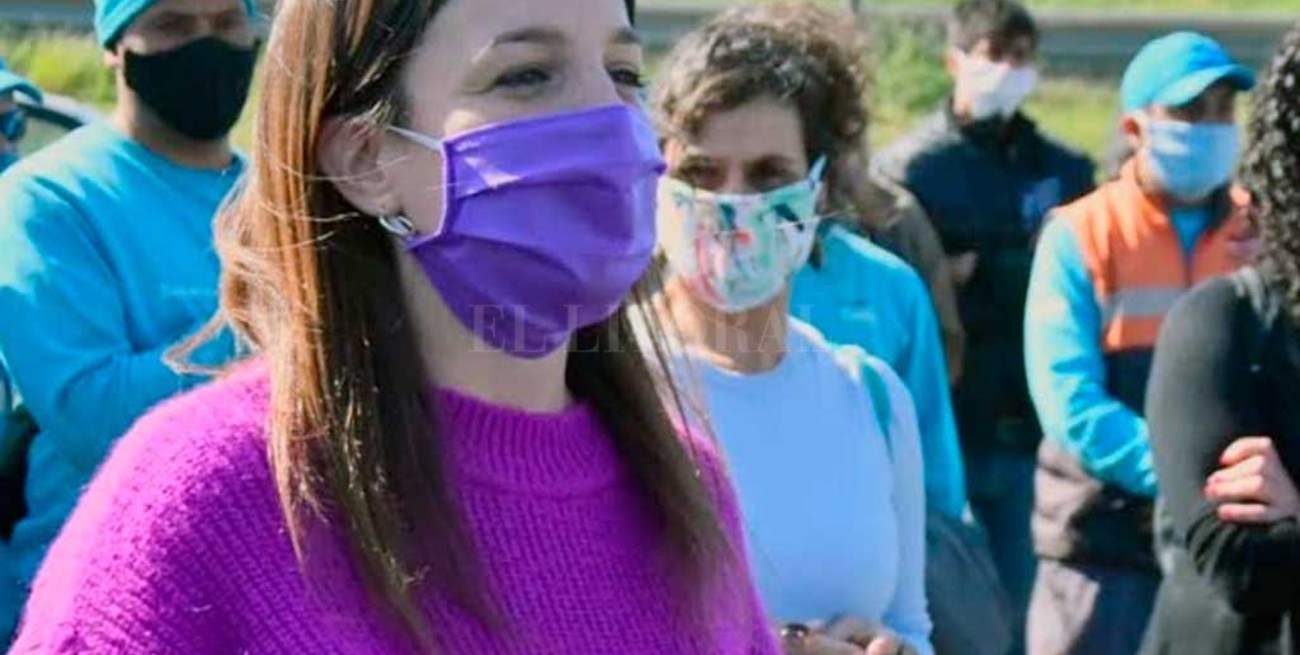 De Ponti: "Necesitamos una Ley de Humedales que detenga la quema de las islas"