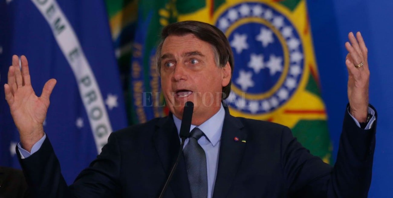 Bolsonaro habló sobre la pandemia en Brasil: "Tienen que dejar de ser un país de maricas"