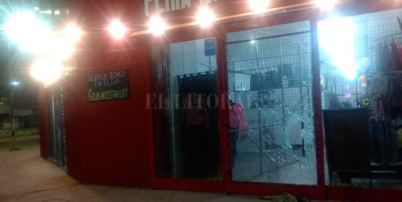 A robar en un auto robado