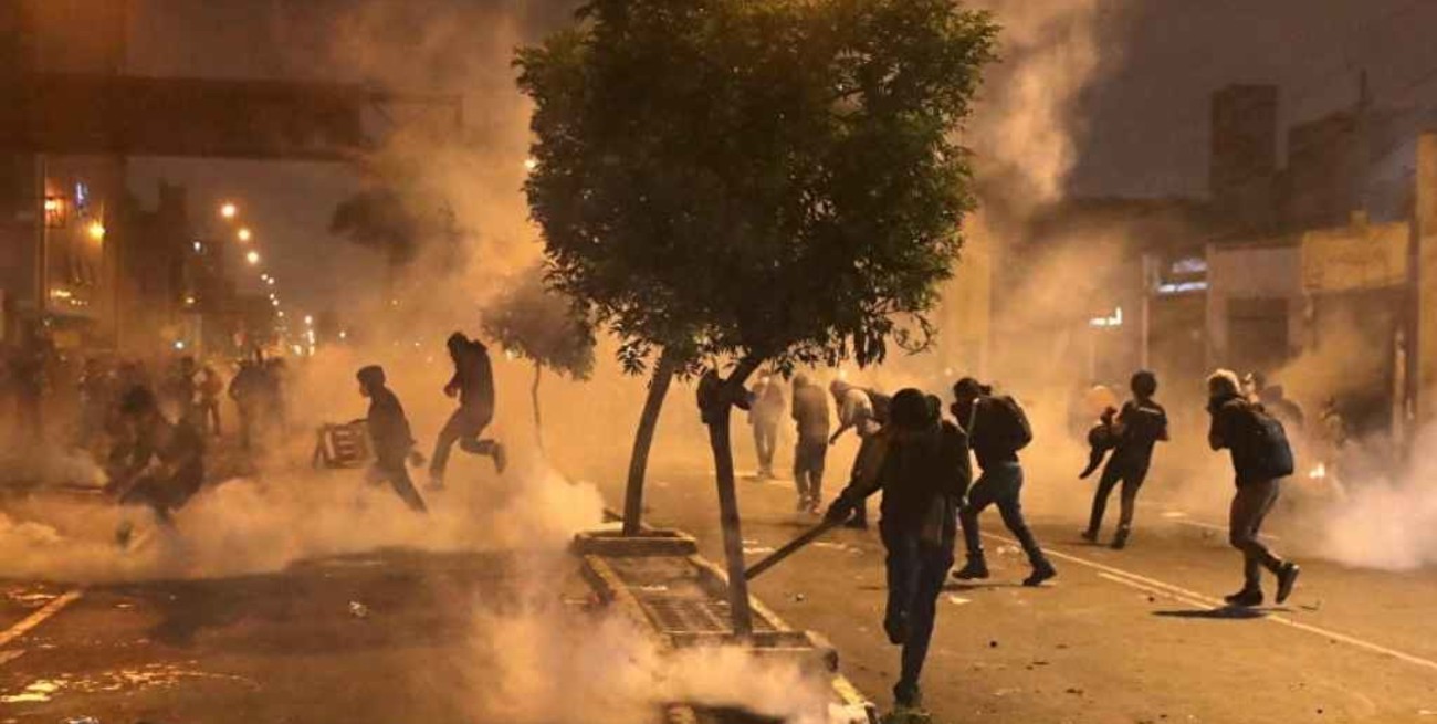 La Asociación de Prensa de Perú denunció 40 ataques a periodistas durante las protestas  