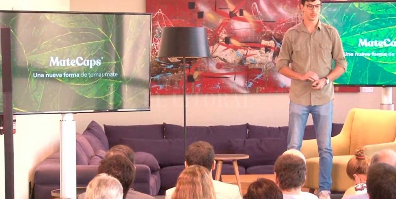 Estudiantes de la UNL inventaron un mate que se ceba solo y se preparan para venderlo en todo el mundo