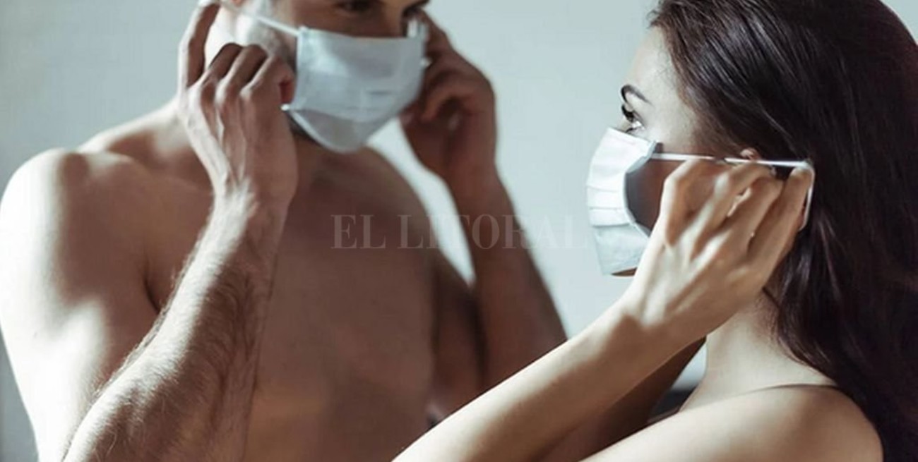 Coronasutra: el manual viral para el sexo en cuarentena