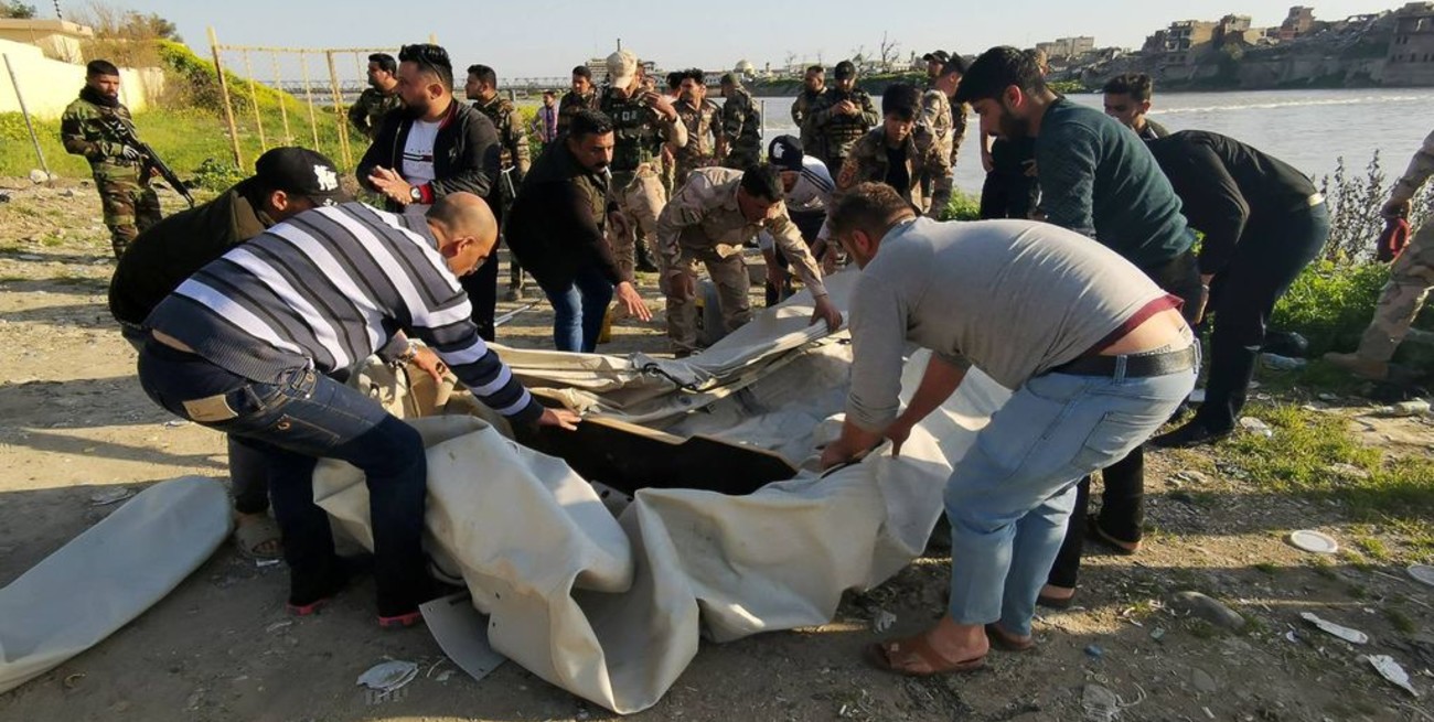 Murieron más de 80 personas en un naufragio en Irak