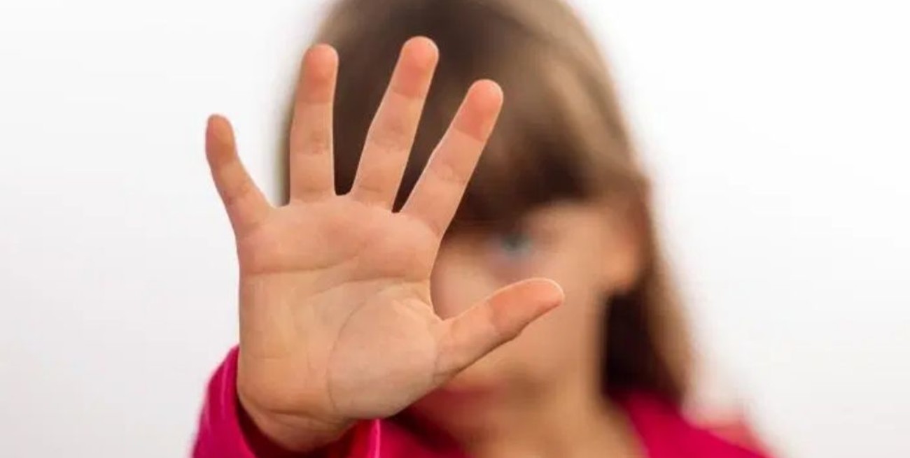 La Justicia determinó que un beso forzado en la boca a una menor constituye abuso sexual