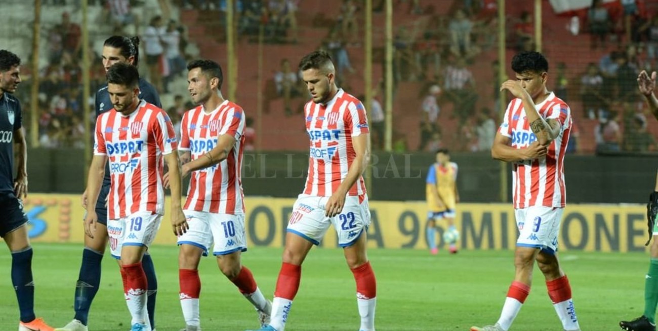 Unión perdió con Atlético Tucumán y cortó la racha