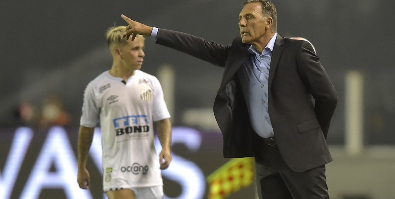 Miguel Russo, tras la derrota de Boca: "Soy el responsable y me hago cargo de todo"