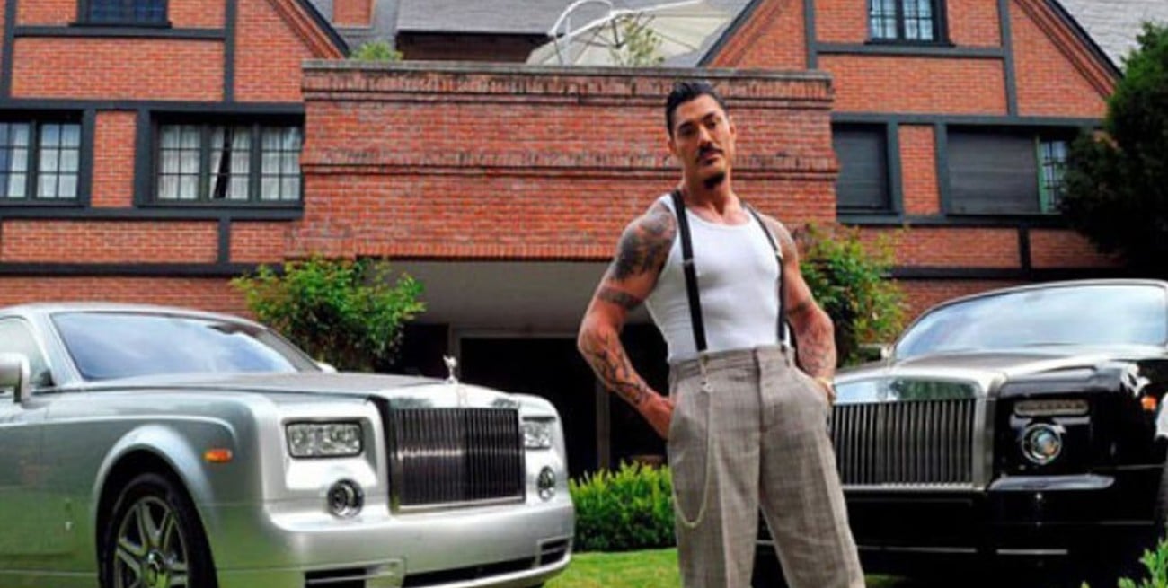 Los hijos de Ricardo Fort pusieron a la venta el emblemático Rolls Royce Phantom