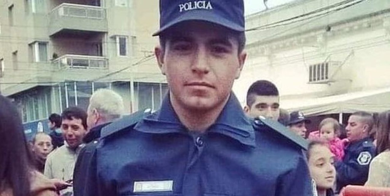 La hermana del policía acusado del femicidio de Úrsula Bahillo dijo que "va a tener que pagar por lo que hizo"