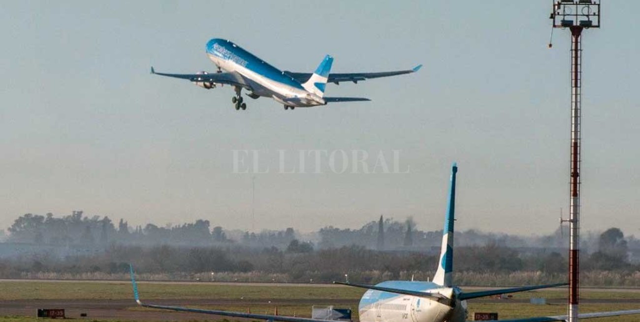 El 1° de octubre podrían volver los vuelos comerciales en Argentina