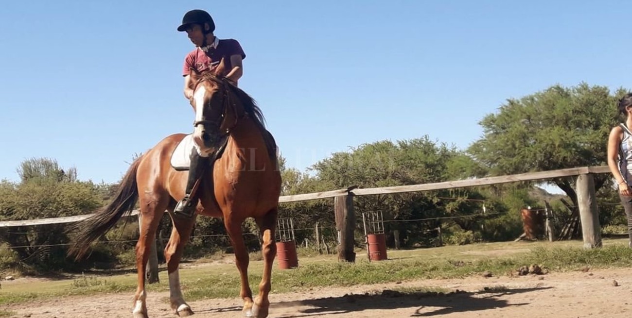 Un joven santafesino único argentino en las Olimpíadas Especiales de Equitación de Emiratos Árabes