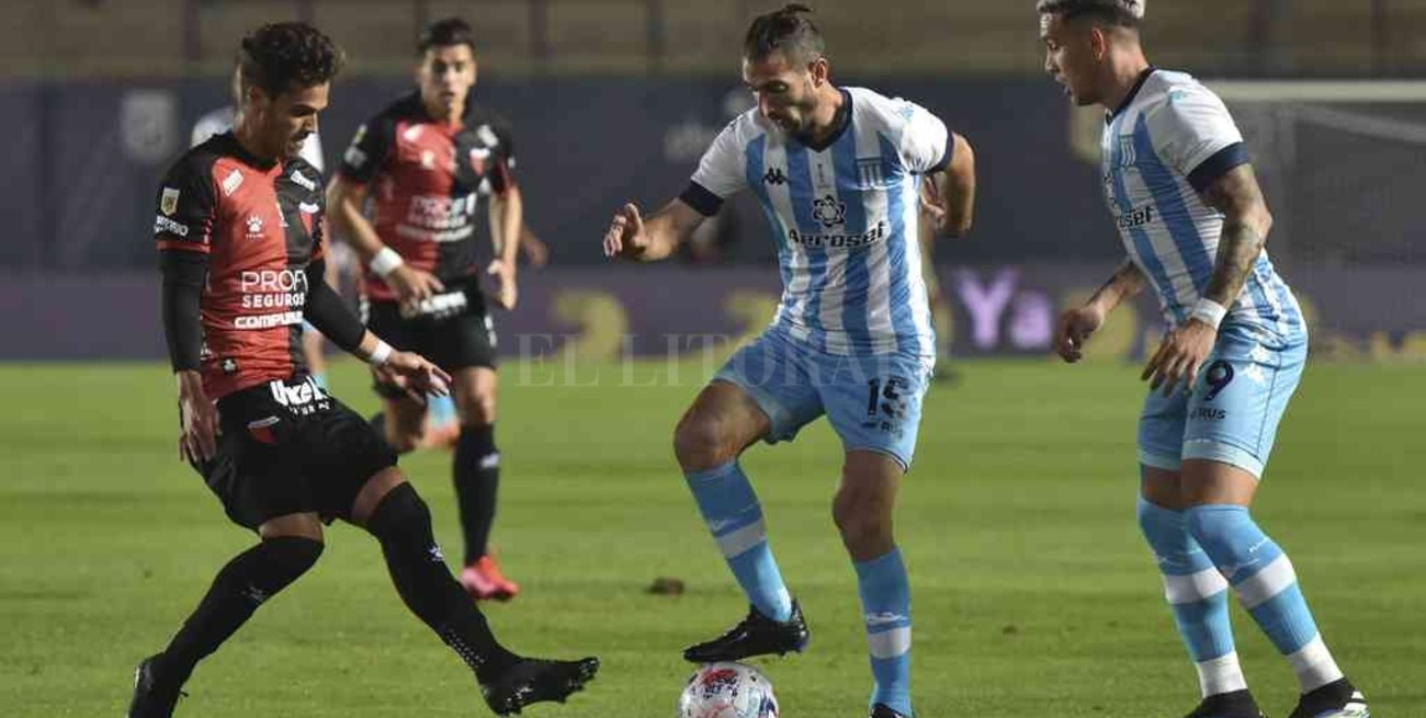 Hay "tiroteos" por jugadores de River que interesan a Domínguez