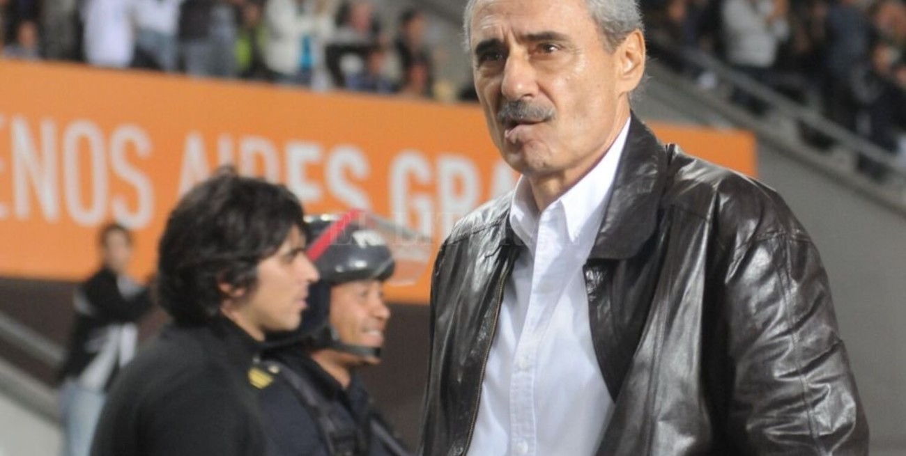 Ángel Cappa advirtió que la situación en España sigue siendo grave