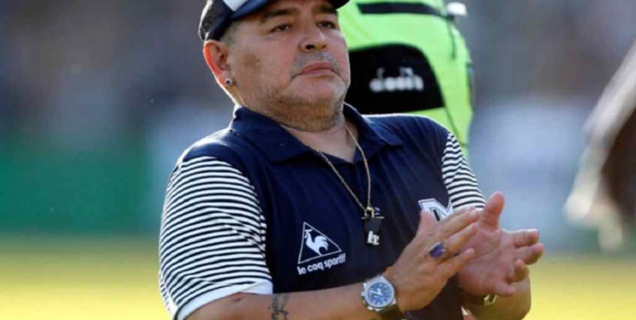 Maradona aguarda la llegada de un refuerzo y prepara el primer amistoso de Gimnasia