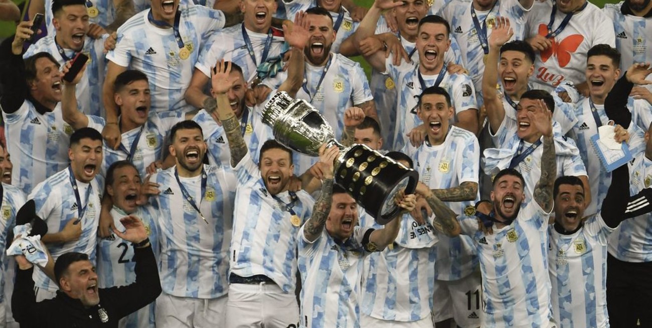 La emotiva historia detrás de la remera que uso Acuña en los festejos de Argentina