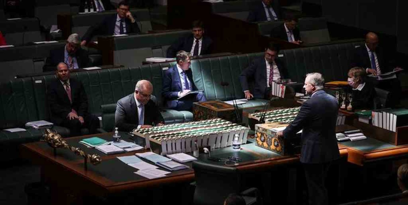 Escándalo en Australia: denuncian prostitución y videos de actos sexuales en el Parlamento 