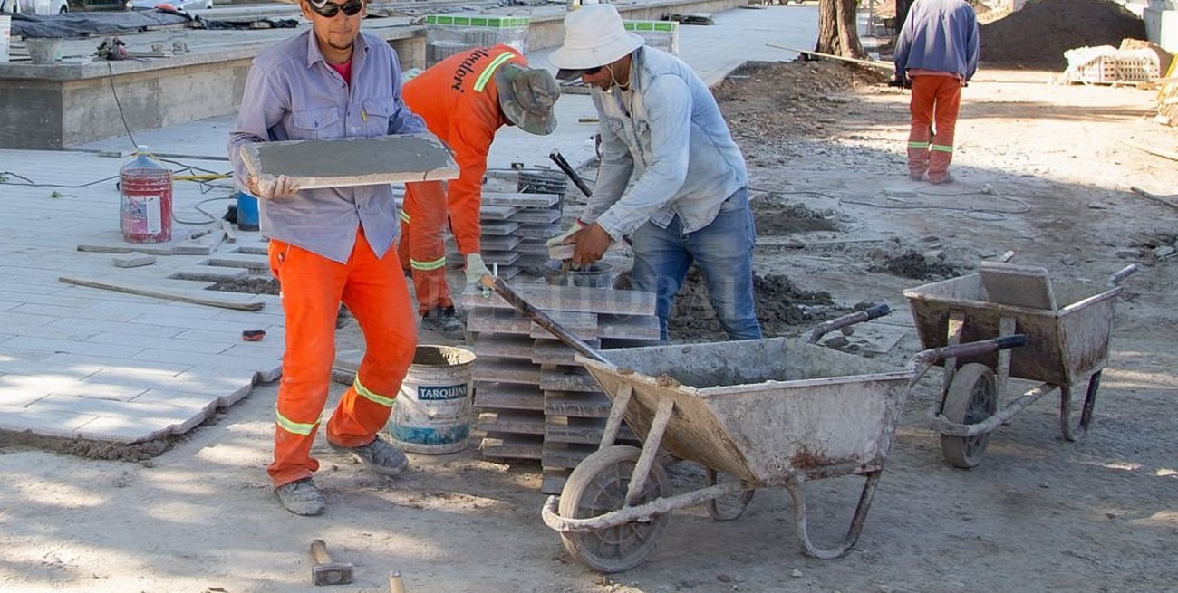 La cantidad total de puestos de trabajo se redujo 9,2% en el tercer trimestre, informó el Indec