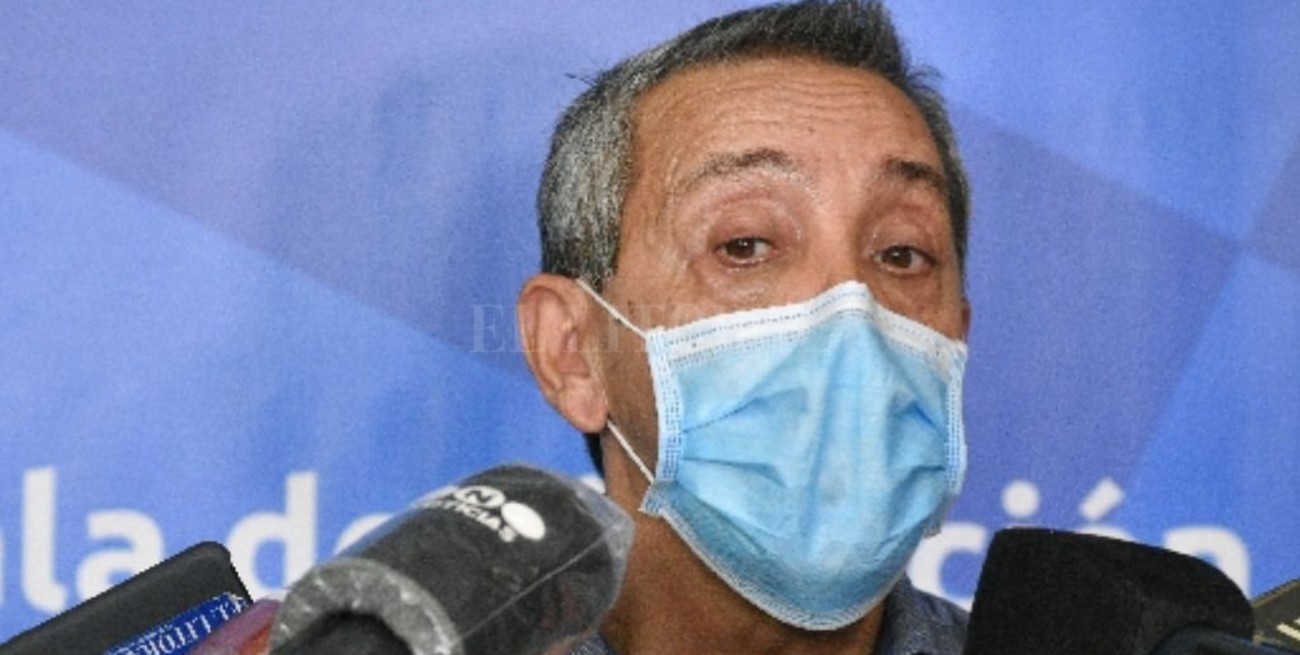 Prieto: "Hay que emparentar la velocidad de vacunación Covid con la de contagios"