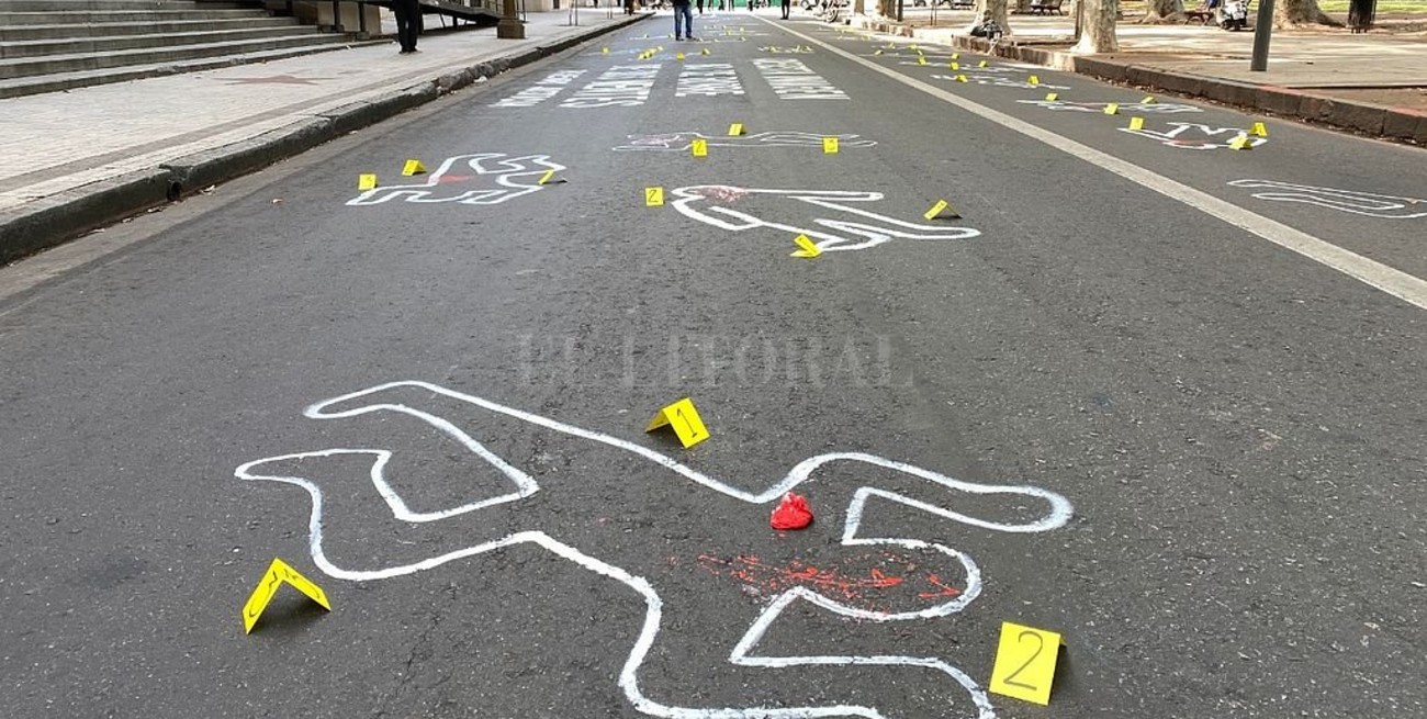 Reclamo frente a la Gobernación en Rosario: "que no se la agarren con los pibes de los barrios"