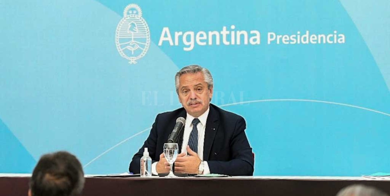 Intendentes kirchneristas afirman que las renuncias fueron para "fortalecer" a Fernández