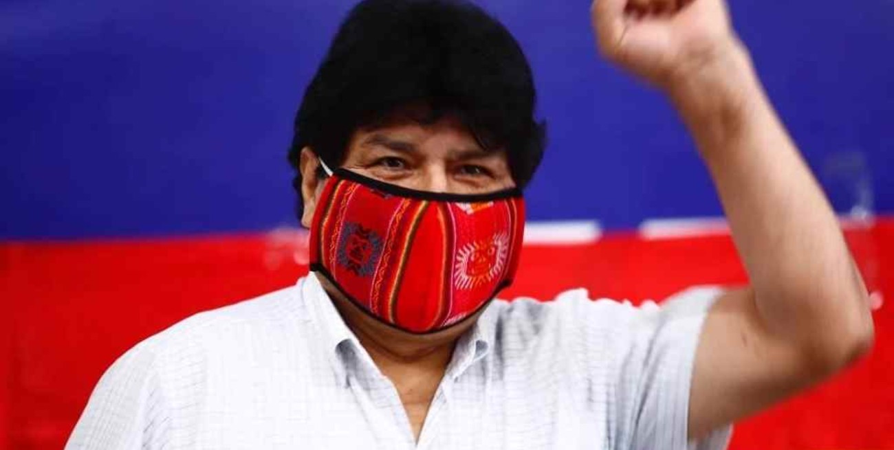 Evo Morales aseguró desde Buenos Aires que el MAS ganó las elecciones presidenciales de Bolivia en primera vuelta 