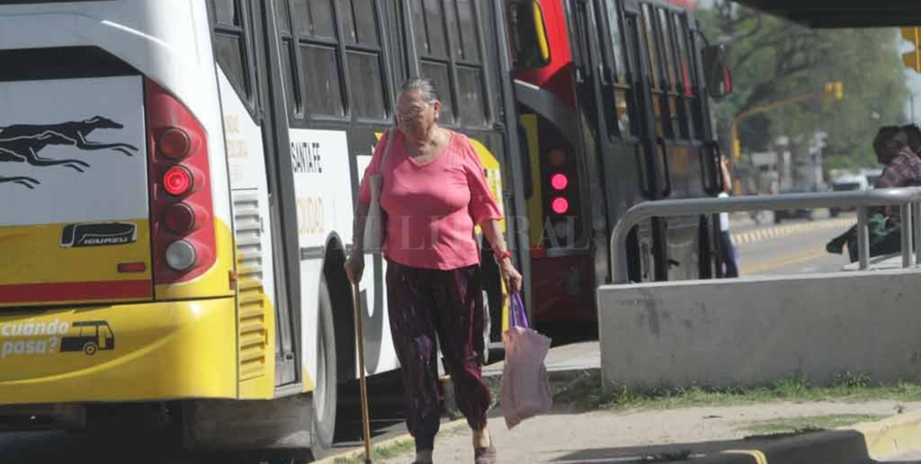 Encuesta: ¿Notás más demora cuando esperás el colectivo?