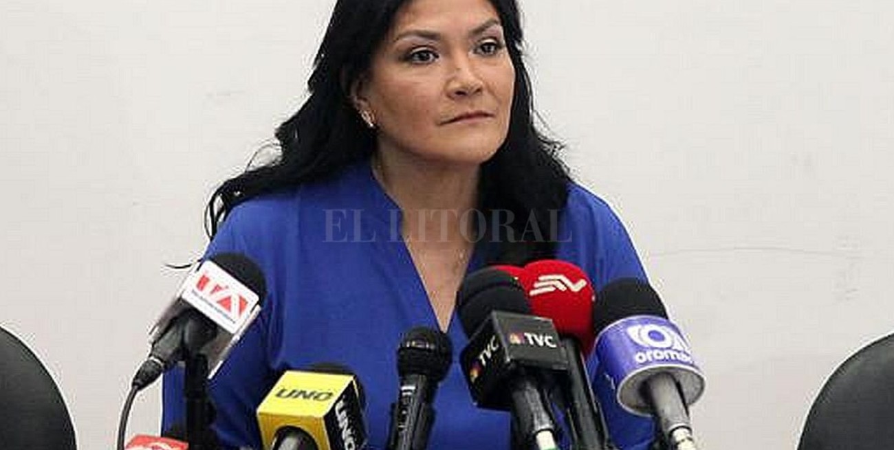 Ecuador: renunciaron los ministros de Salud y Trabajo