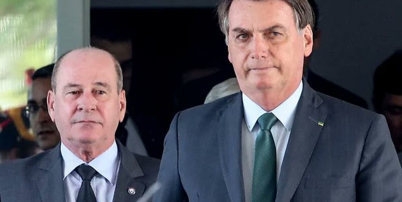 Renuncian el canciller y el ministro de Defensa de Bolsonaro