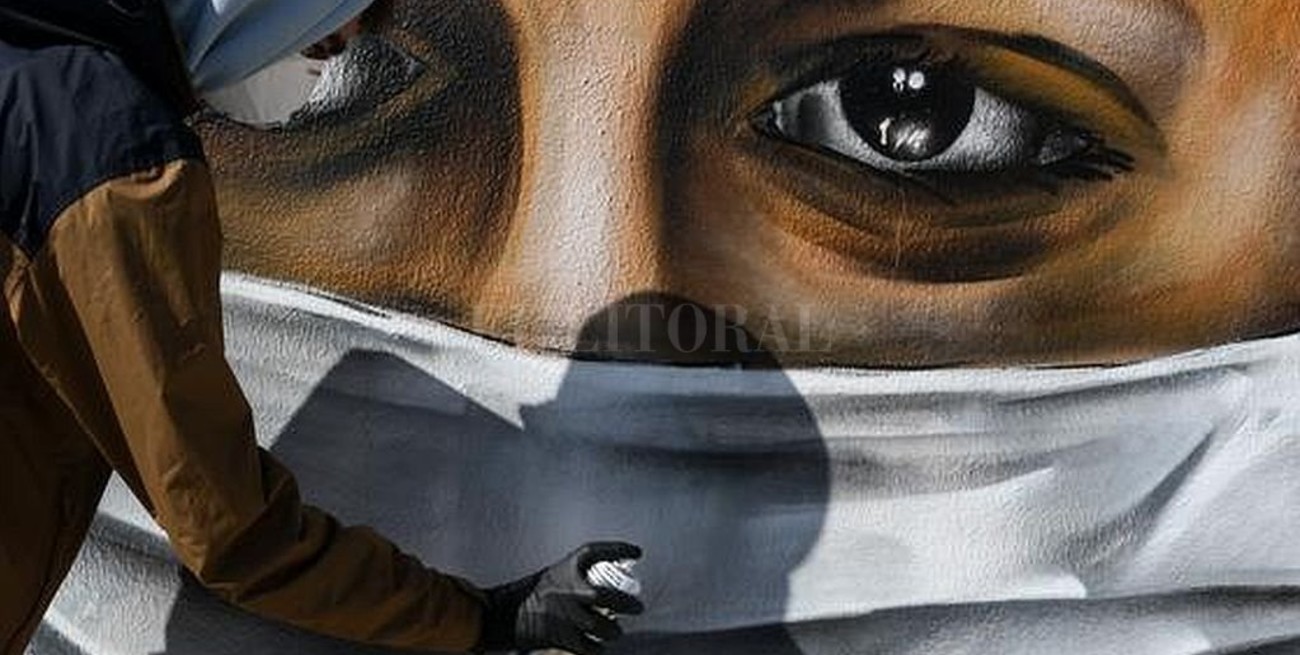 La OMS cambia su postura frente a mascarillas y barbijos