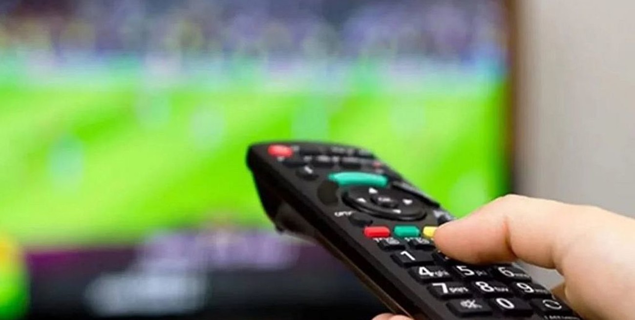 Suspenden el cobro del "pack fútbol" y reintegrarán el monto facturado por abril