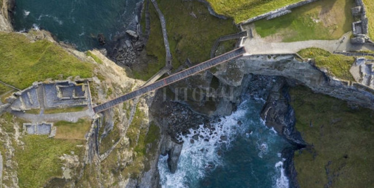 Un puente de cinco millones de libras que pocos se animan a cruzar