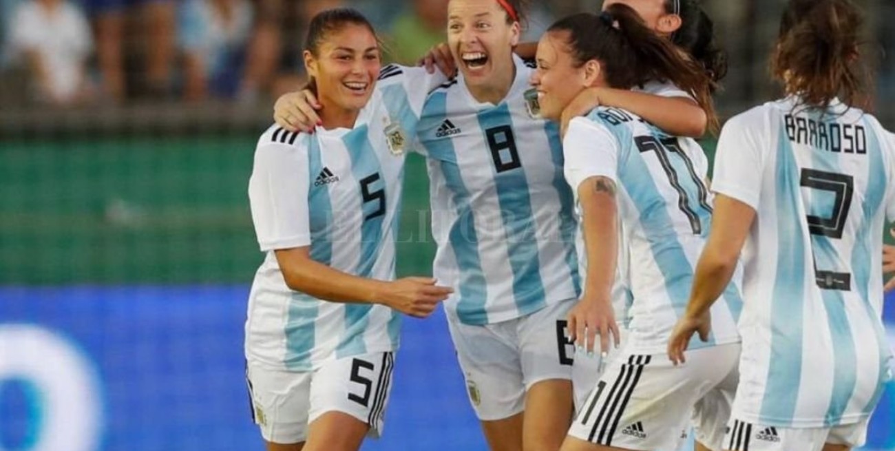Argentina asciende un puesto en el ranking de la FIFA