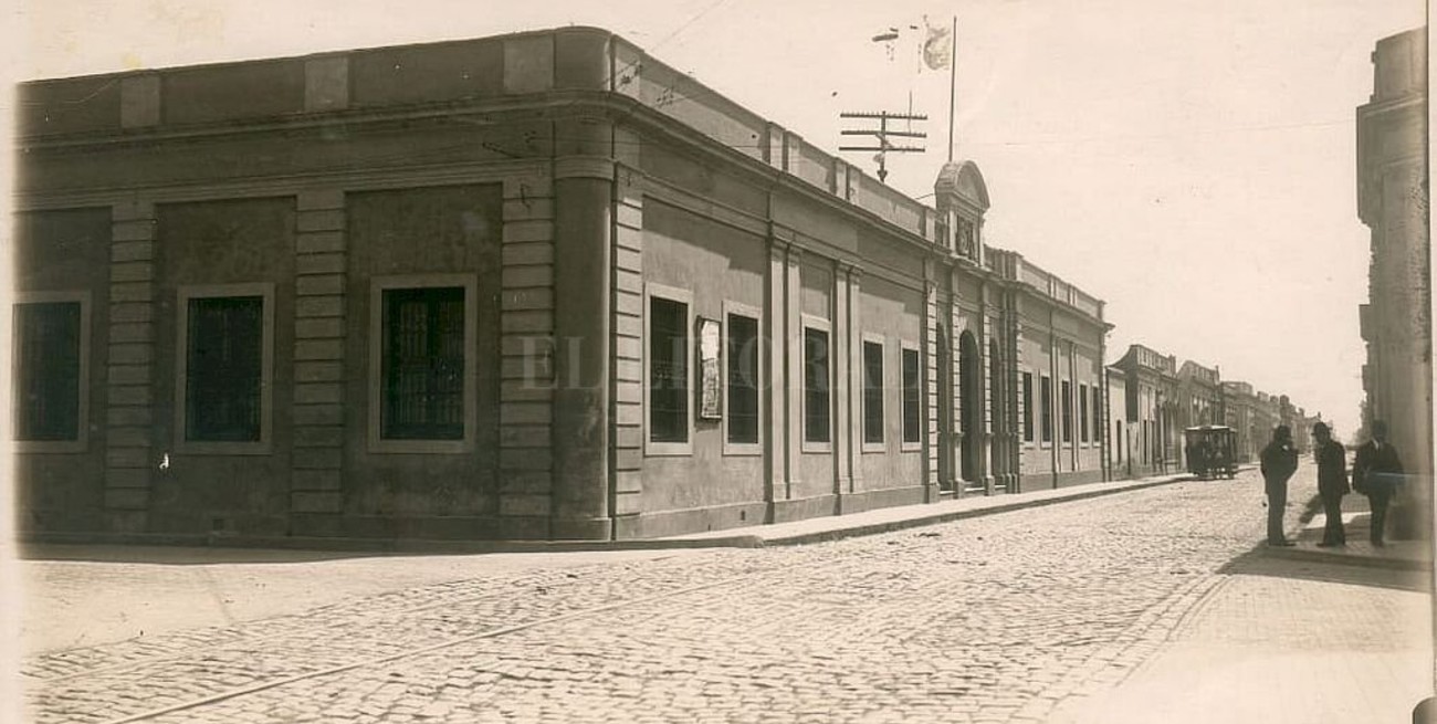 La escuela de Artes Visuales "Juan Mantovani" celebra su 80 aniversario