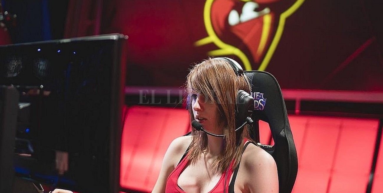 Jugadores de "League of Legends" lloran la muerte de Maria Creveling