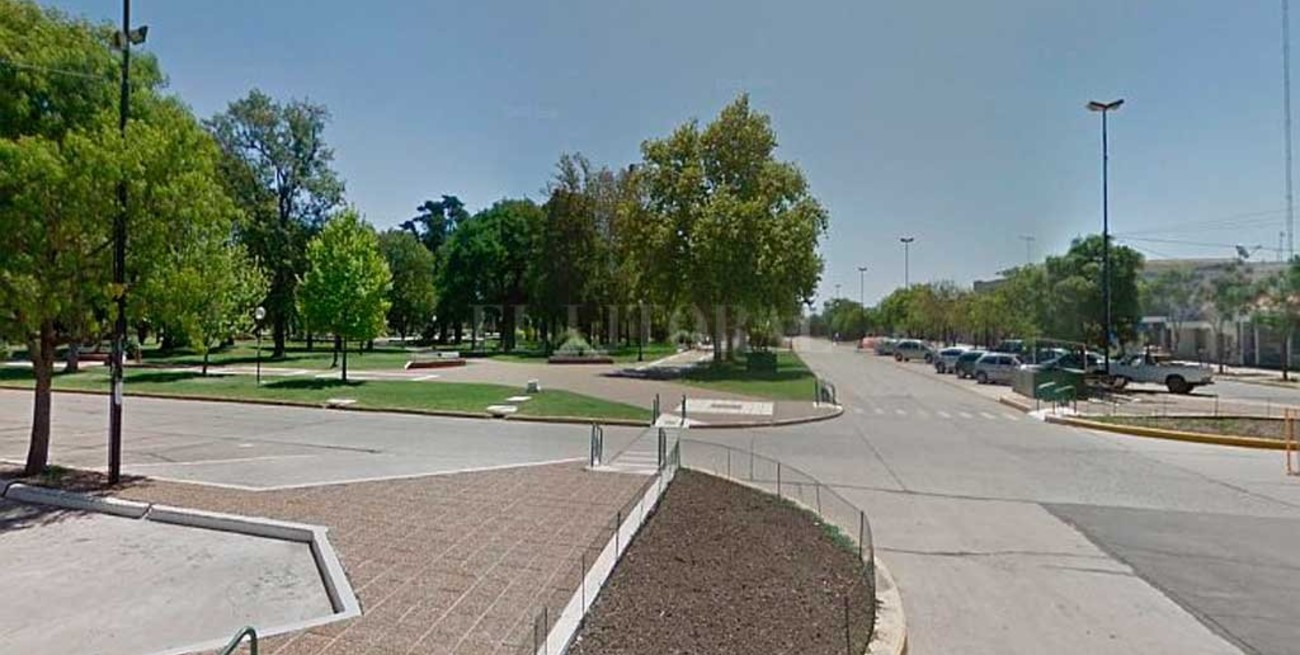 Asesinan a un hombre de una puñalada en pleno centro