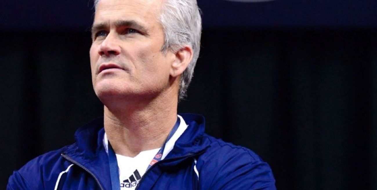 Se suicidó el ex entrenador olímpico estadounidense John Geddert