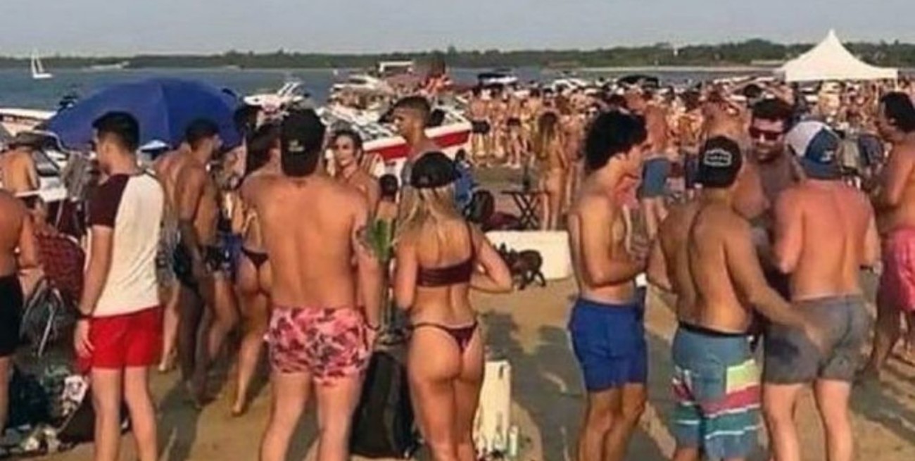 Corrientes: continúan las fiestas clandestinas en el banco de arena