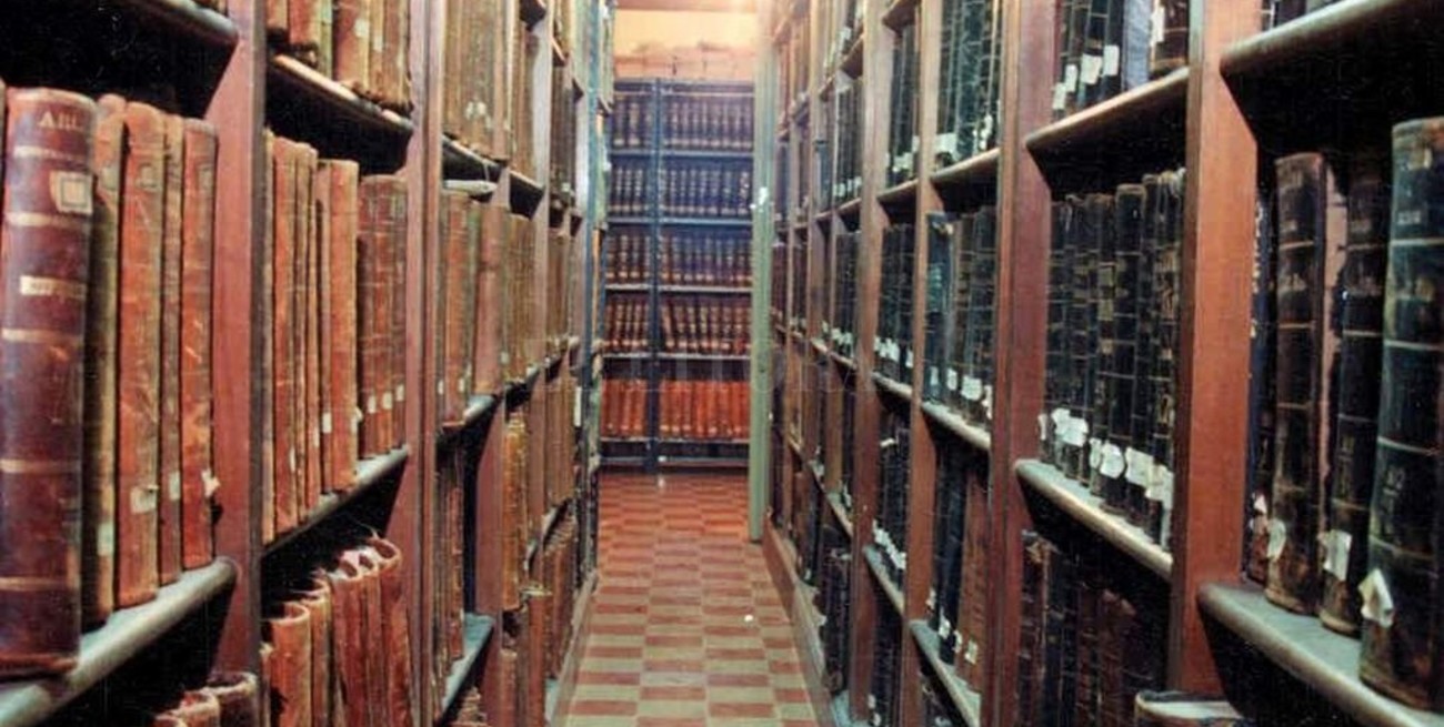 Los primeros tiempos del Archivo General de la Provincia