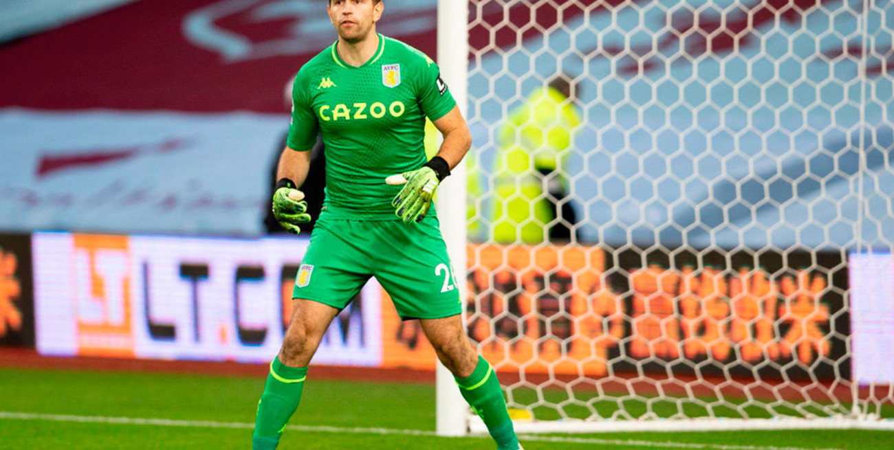 Emiliano Martínez fue elegido el mejor arquero del año en la Premier League