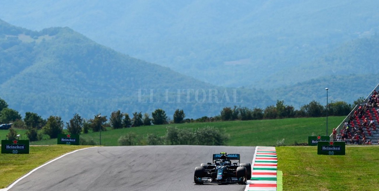 Bottas vuelve a liderar los entrenamientos en Mugello