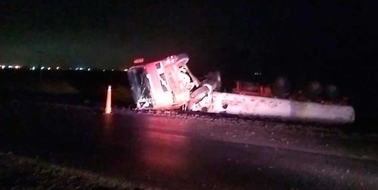 Volcó un camión en el oeste santafesino