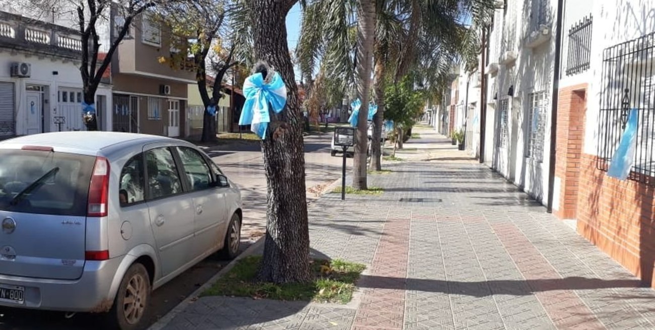 Los vecinos de Domingo Silva al 1700 ya están listos para celebrar el Día de la Patria