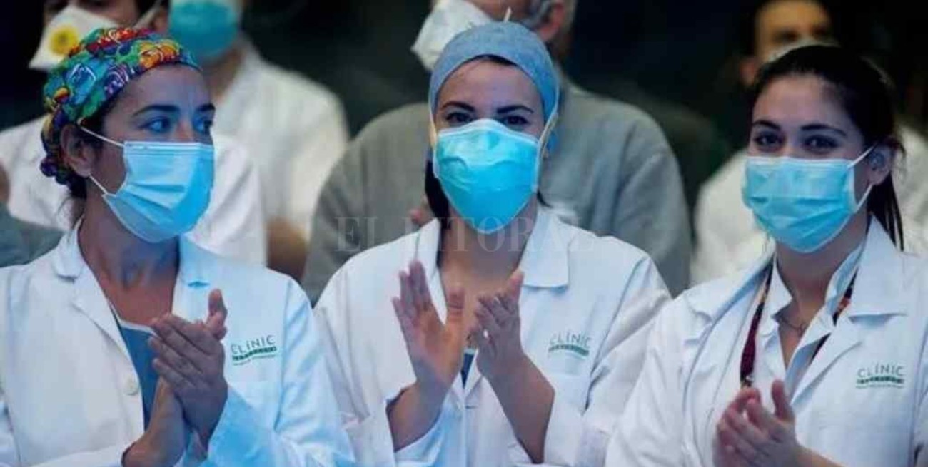 AFA invitará a trabajadores esenciales al partido entre Argentina y Bolivia