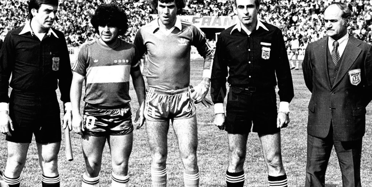¿Cómo le fue a Maradona cuando enfrentó a Unión?