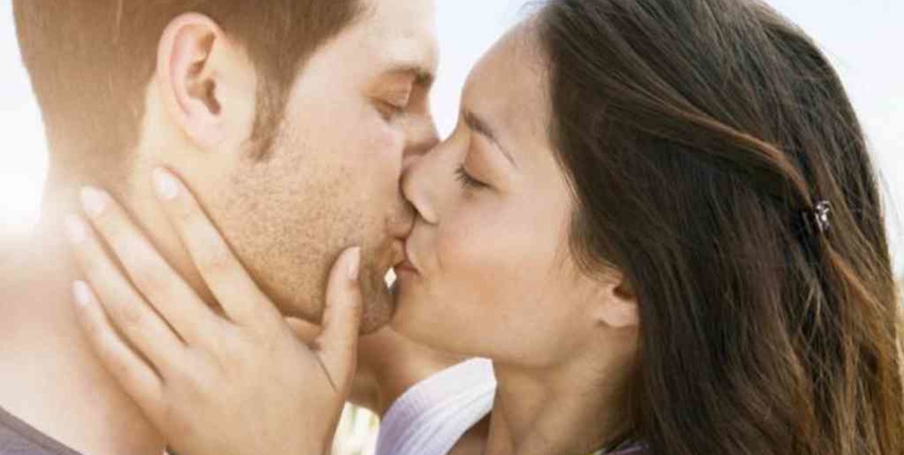 Día Internacional del Beso: el acto de amor más practicado entre las parejas en todo el mundo