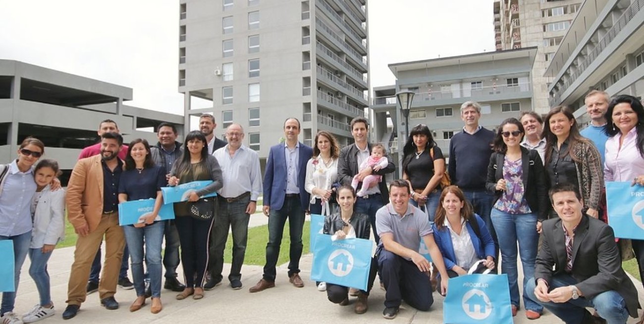 Más familias recibieron sus departamentos Procrear