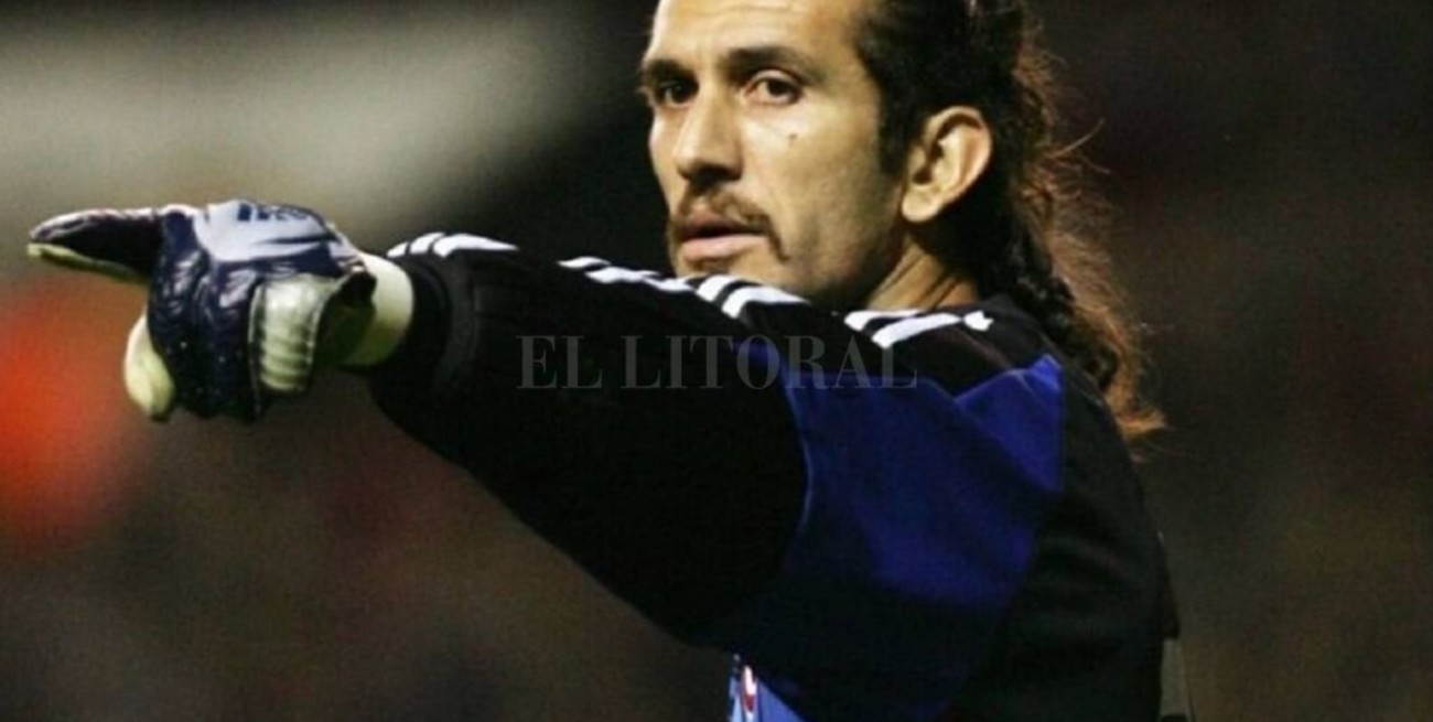 Dieron de alta a Rustu Recber, ex arquero del Barcelona