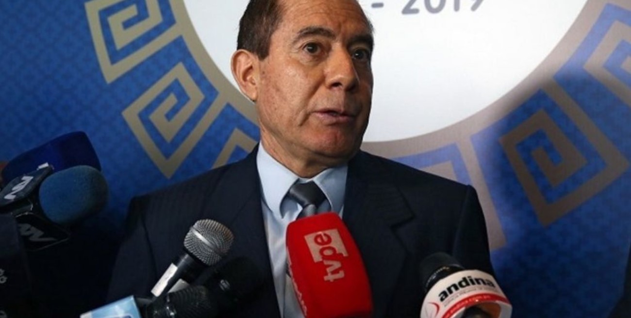 Con más de 6.100 contagios en un día, Perú debate extender el toque de queda hasta fin de año