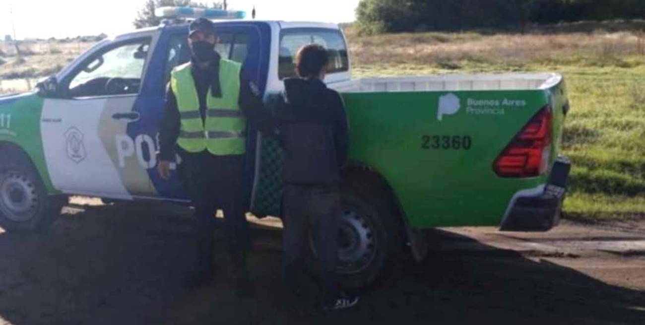Un policía que retuvo a Facundo Castro recibió un mensaje que decía: "Si se hace el p.., que lo bajen"