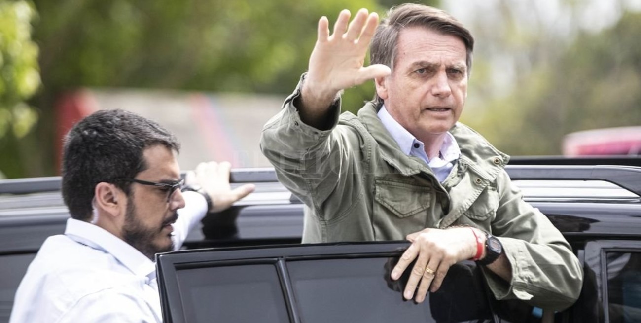Bolsonaro votó en Río de Janeiro entre altas medidas de seguridad
