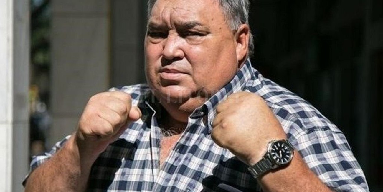 "Martillo" Roldán está internado con coronavirus y en estado de coma